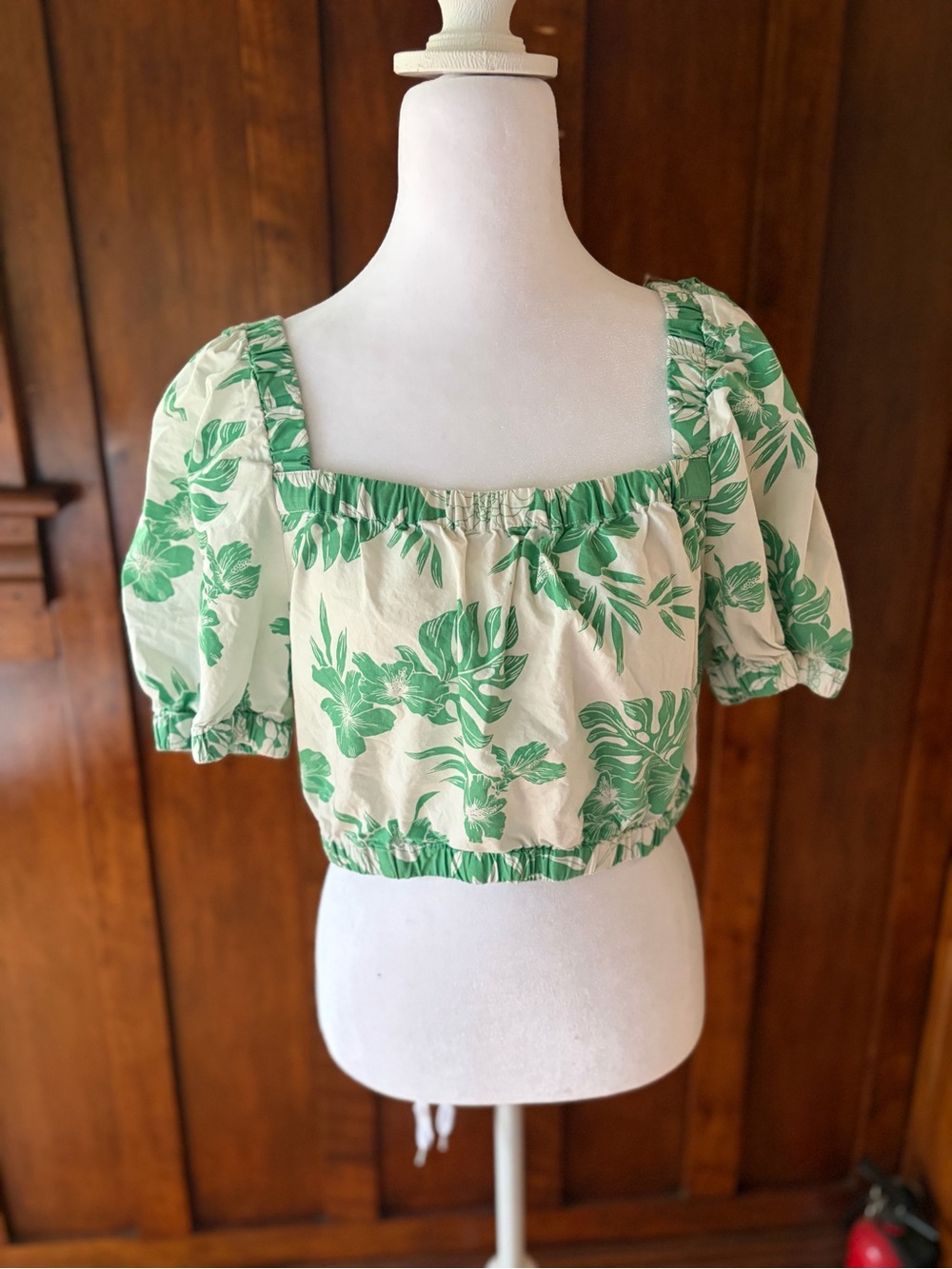American Eagle Outfitters Cream Crop Top with Green Tropical Print